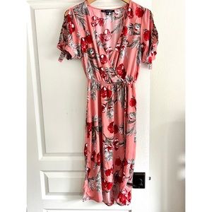 Floral V-Neck Wrap Midi Dress One Clothing Los Angeles S